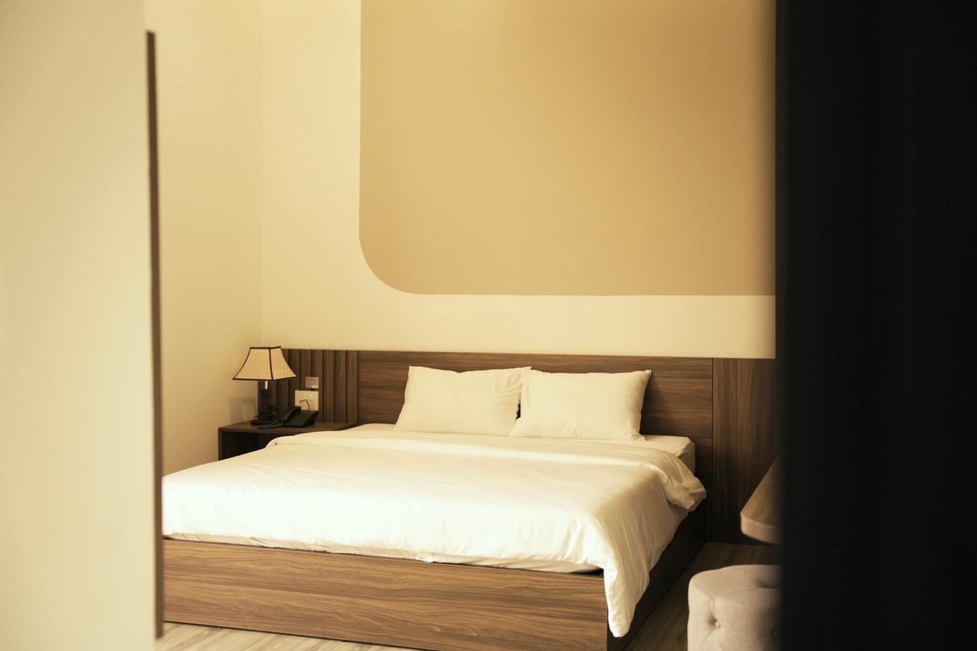Tuyet Suong Hotel Κουάνγκ Νγκάι Εξωτερικό φωτογραφία