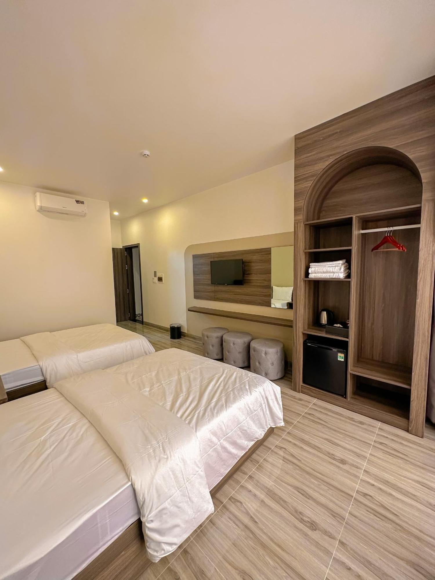 Tuyet Suong Hotel Κουάνγκ Νγκάι Εξωτερικό φωτογραφία