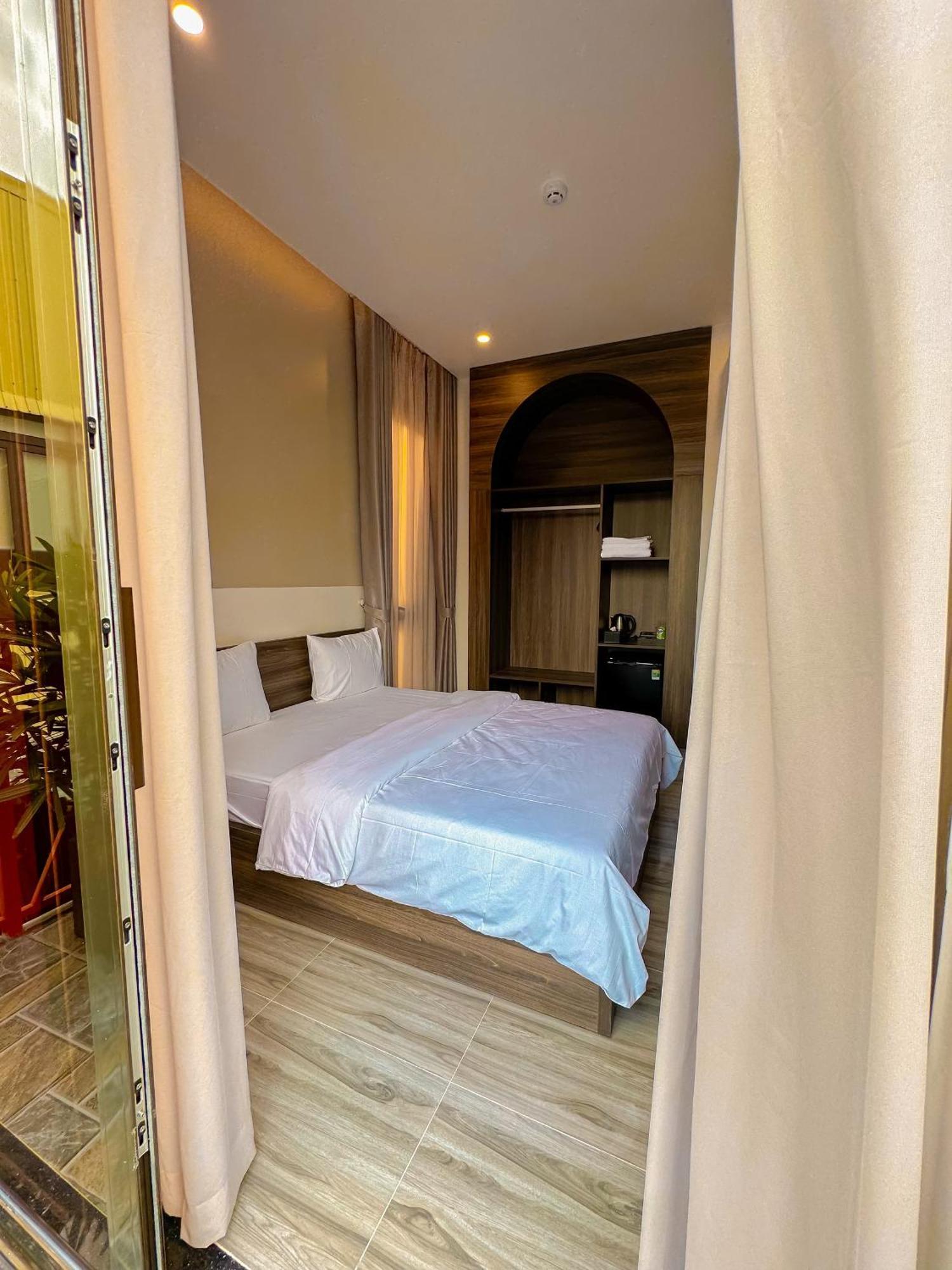 Tuyet Suong Hotel Κουάνγκ Νγκάι Εξωτερικό φωτογραφία